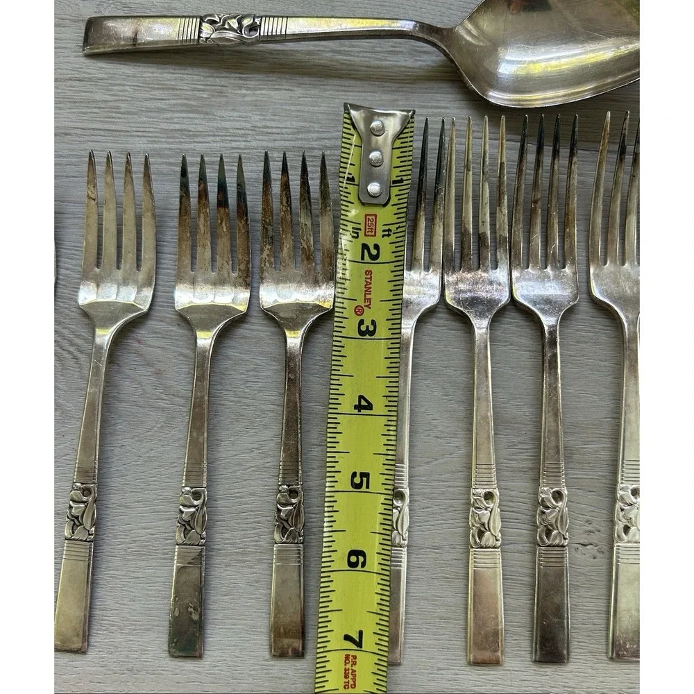 Oneida Morning Star Set 17 Pcs. Forks Community Vtg Silverplate Flatware Spoons